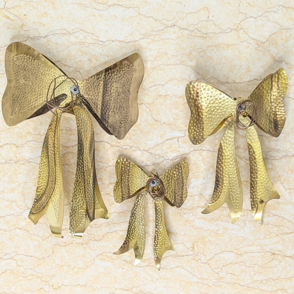 Vintage Yellow and Gold Decor Accents - Picture 3 of 11